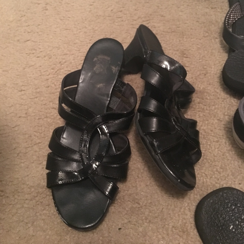 Black ladies high heels shoes size 10